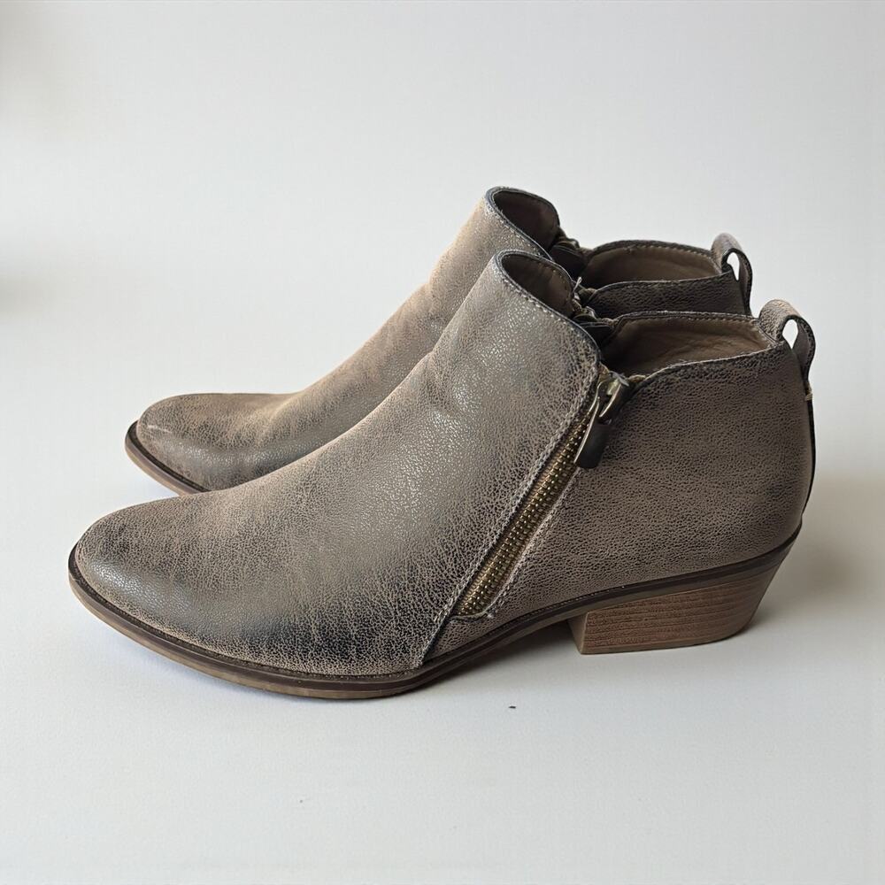 Women Booties Dark Brown Size 9M